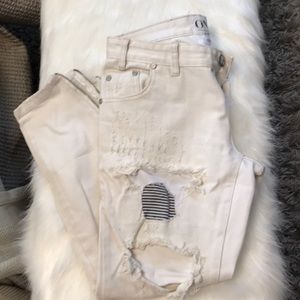 Trashed freebirds 🕊